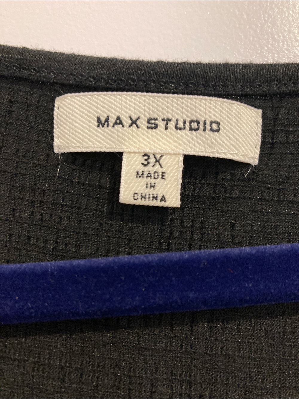 Max Studio Relaxed Black Textured Tunic - Picture 3 of 6